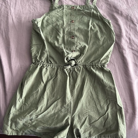 Old Navy Romper shorts - Picture 1 of 5